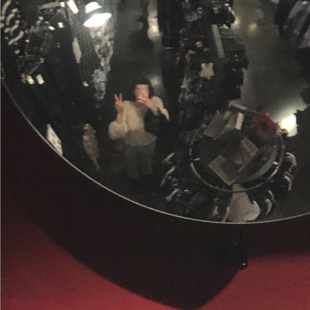 Meet your Posher, Brooke